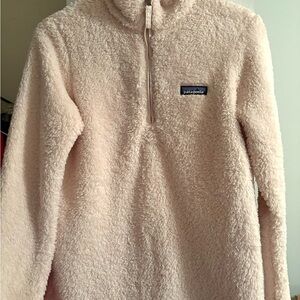 Patagonia Soft Cream / Blush Fleece 1/4 Zip! Excellent condition. XS